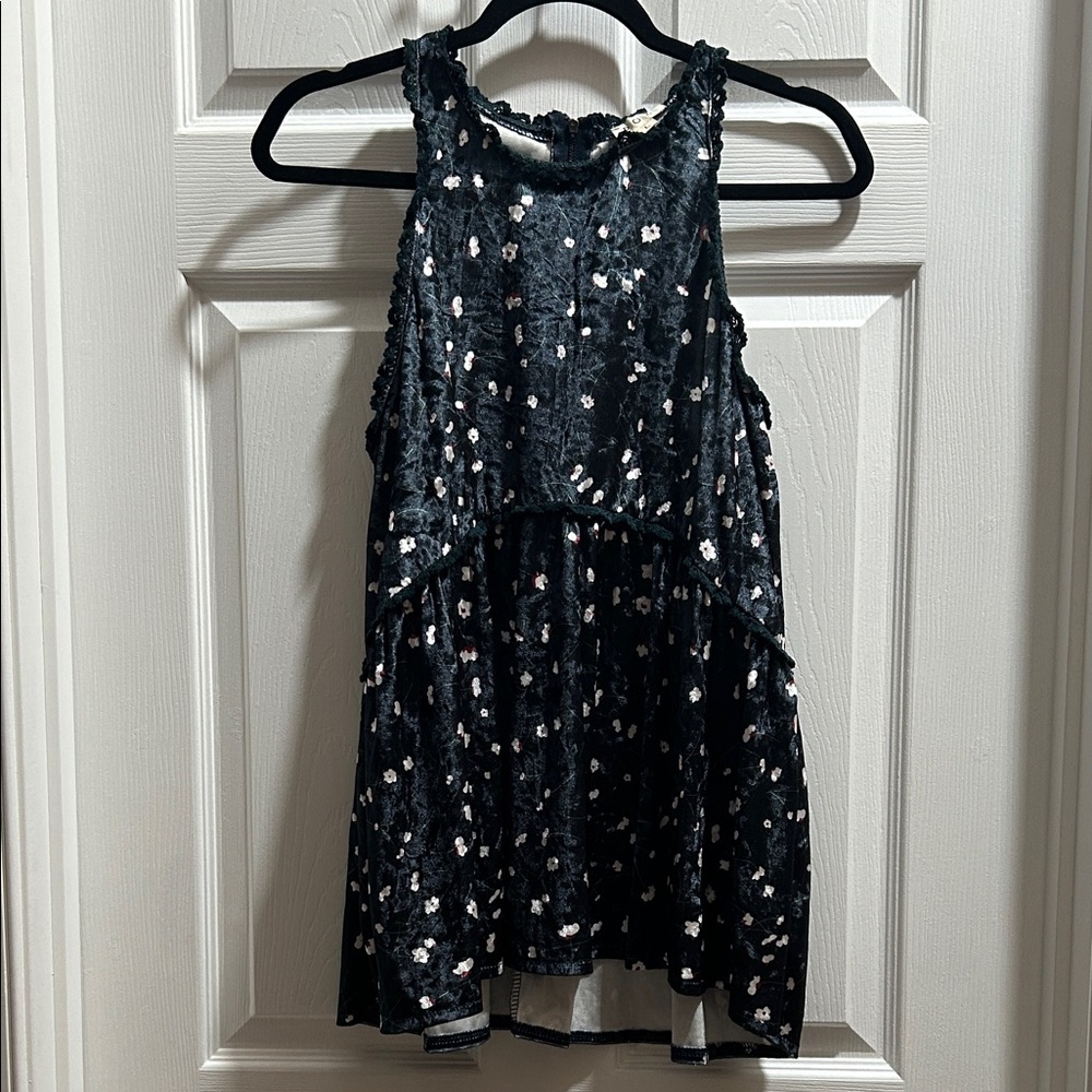 POL Velvet Dark Blue Floral Women's Tank Top